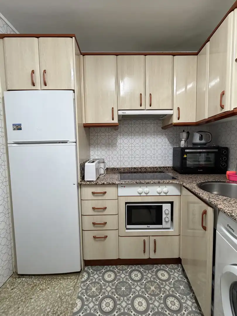 Habitación 100 m², Barbastro