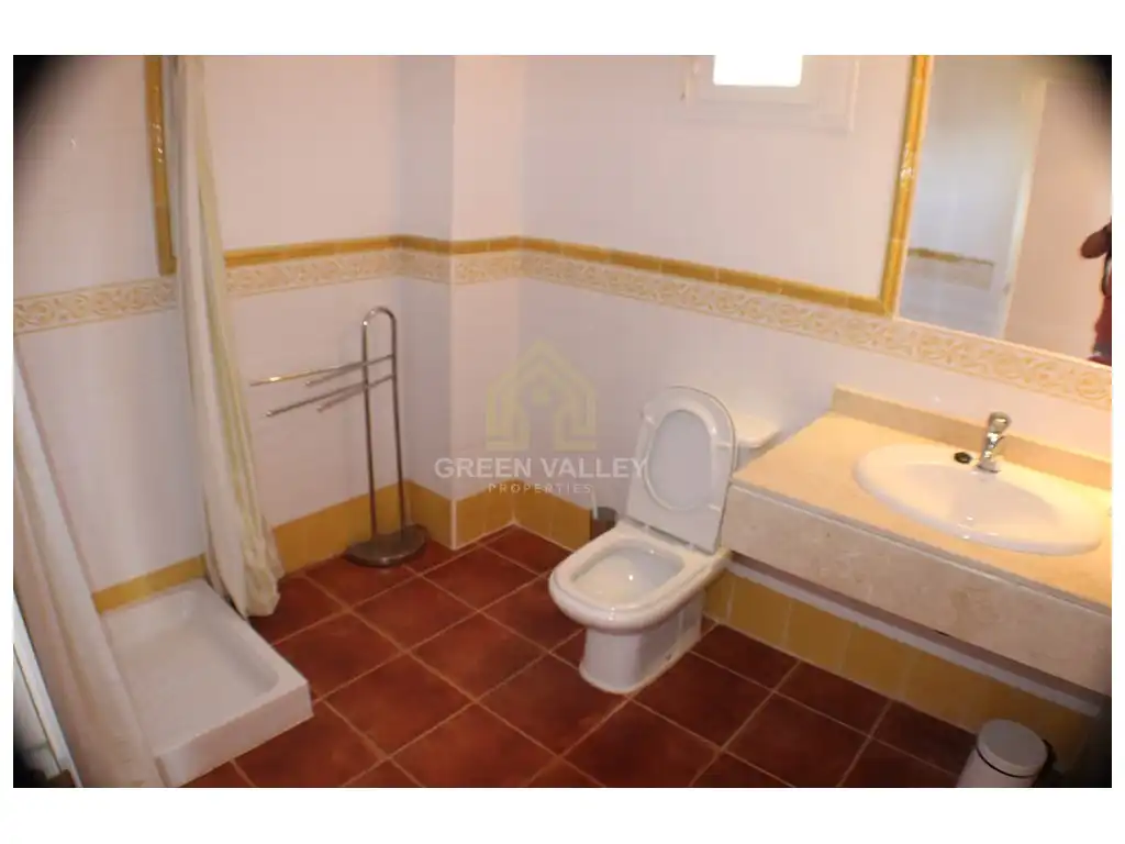 Piso de 100 m² en La Línea de la Concepción