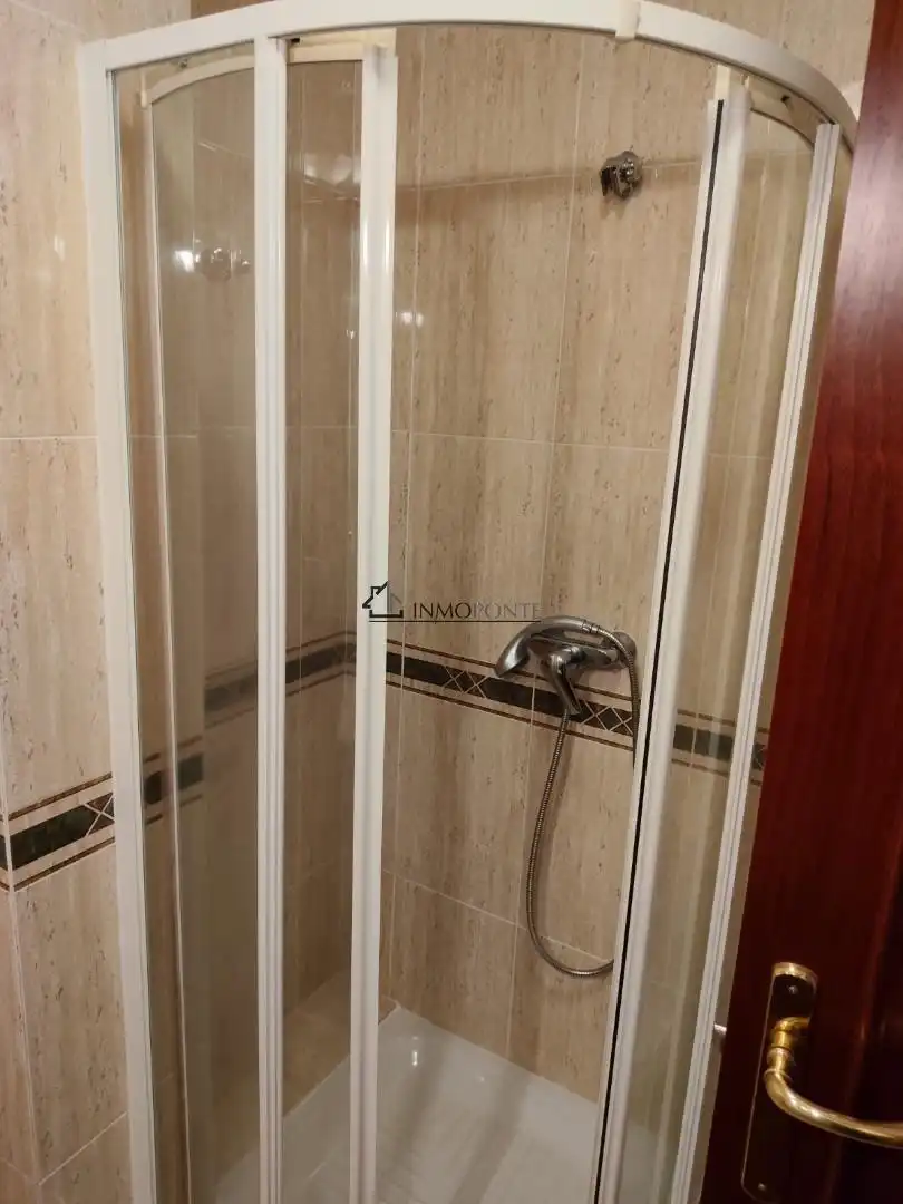 Pis de 98 m² a Pontevedra