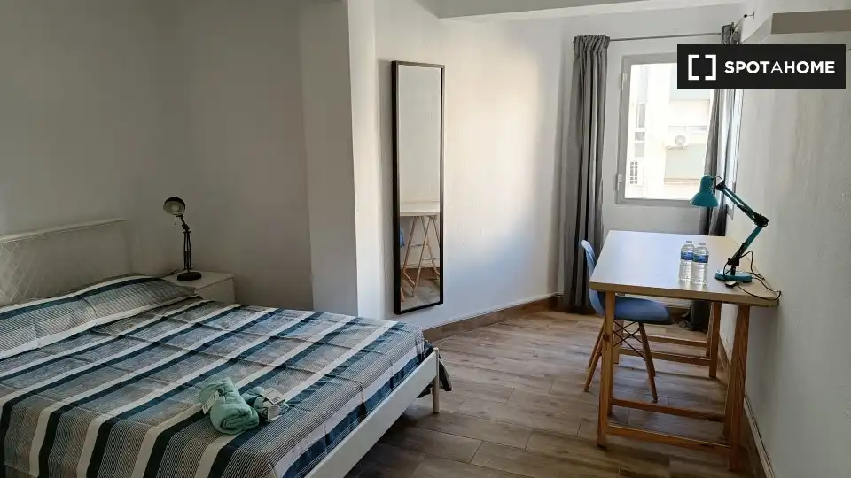 Habitación 78 m², Almería