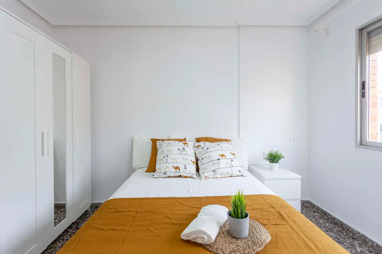 Chambre à louer, Valence