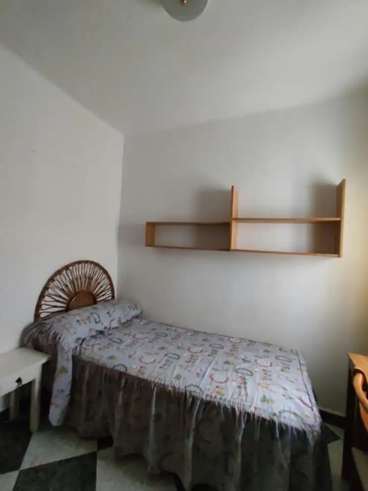 Piso de 75 m² en Sevilla