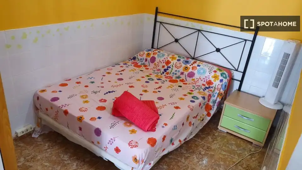 Habitación 77 m², San Bartolomé de Tirajana