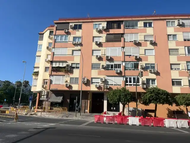 Piso de 100 m² en Sevilla