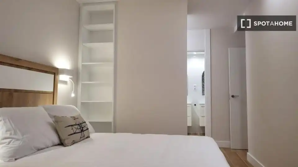 Habitación 81 m², Vigo