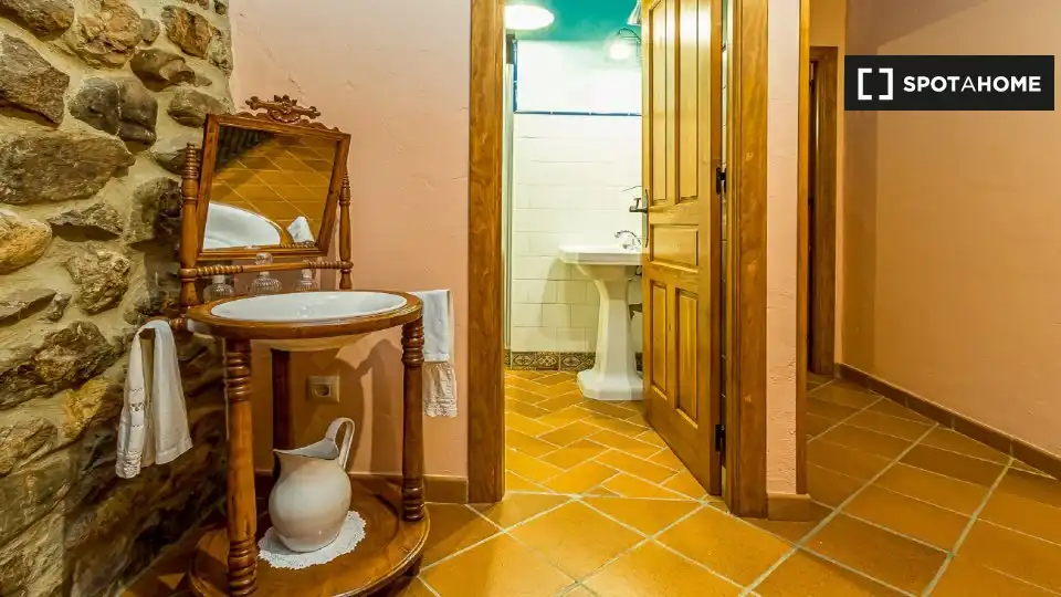 Habitación 90 m², Potes