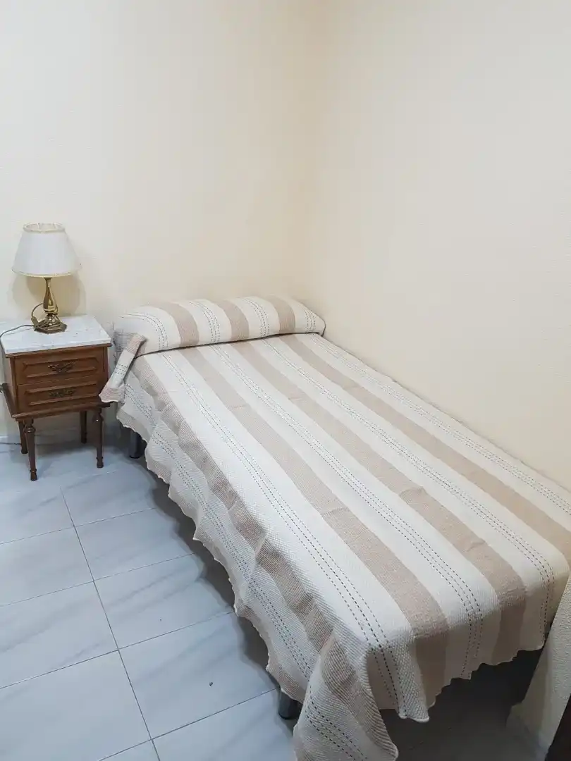 Zimmer 80 m², Sevilla