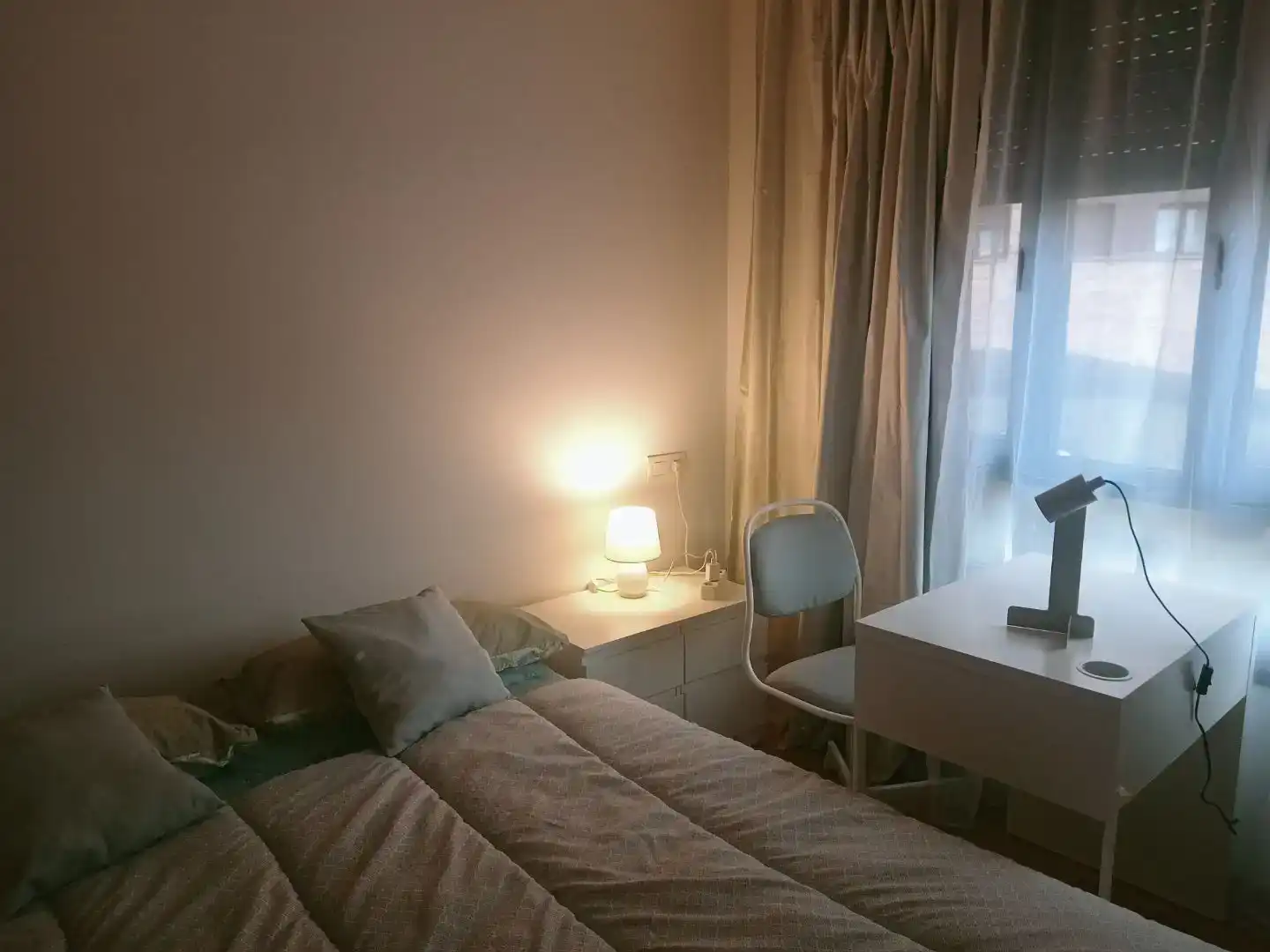 Habitación 90 m², Oviedo