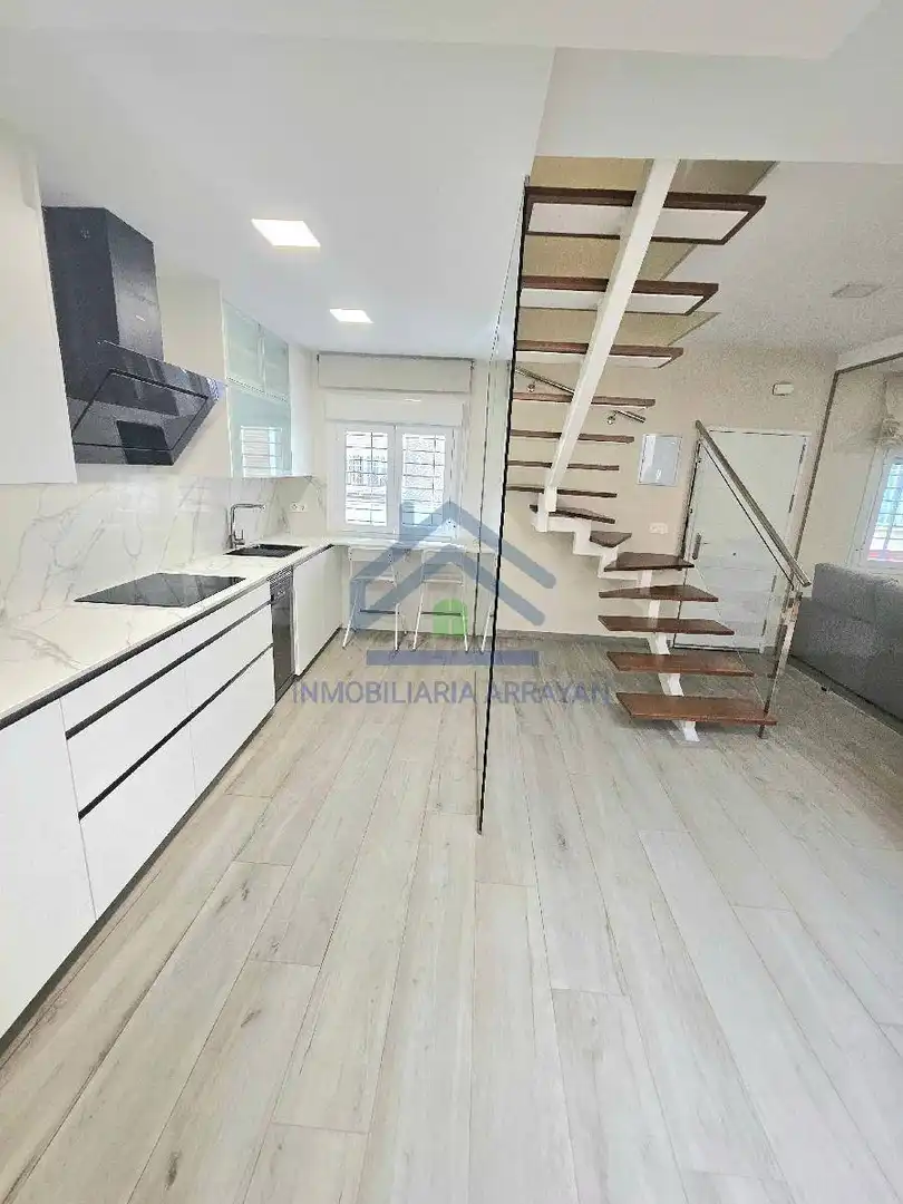 Casa de 120 m² a La Zubia