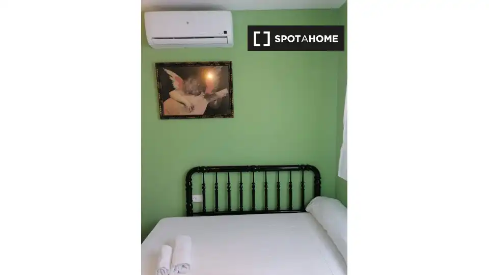 Habitación 17 m², Almería