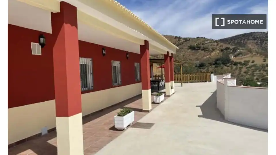 Habitación 1150 m², Casabermeja