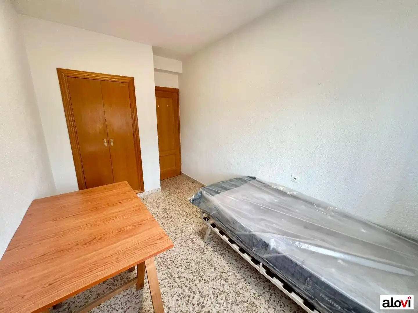 Piso de 80 m² en Granada