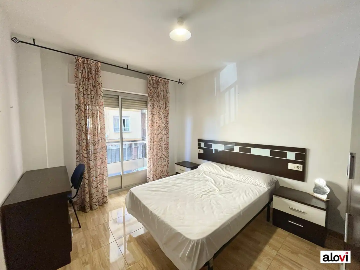 Habitación 90 m², Granada