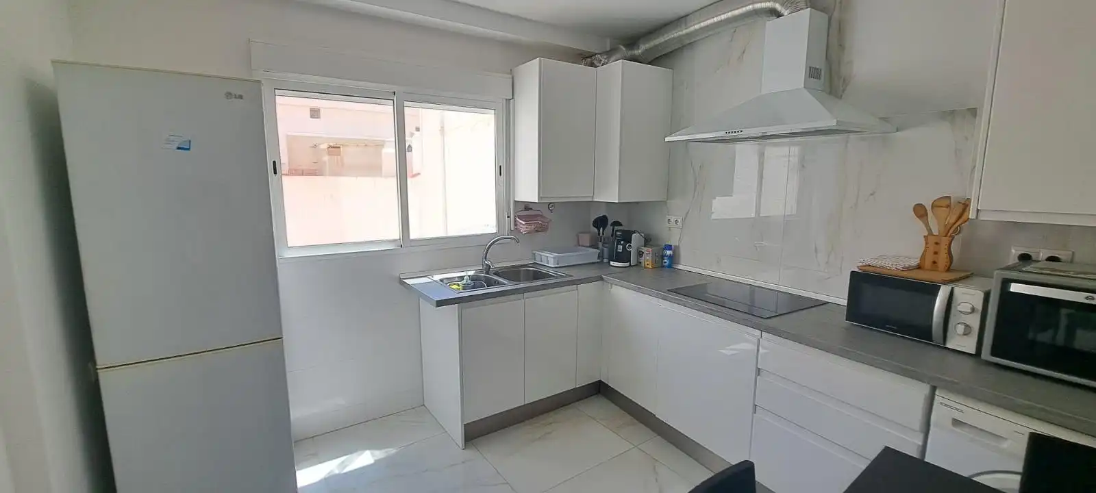 Habitación 80 m², Almería
