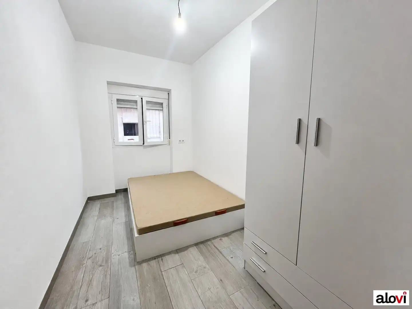 Piso de 80 m² en Granada