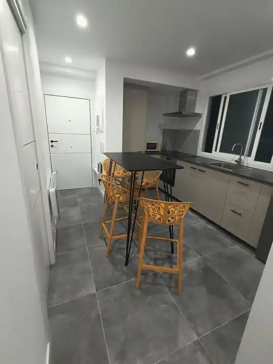 Habitación 79 m², Ourense