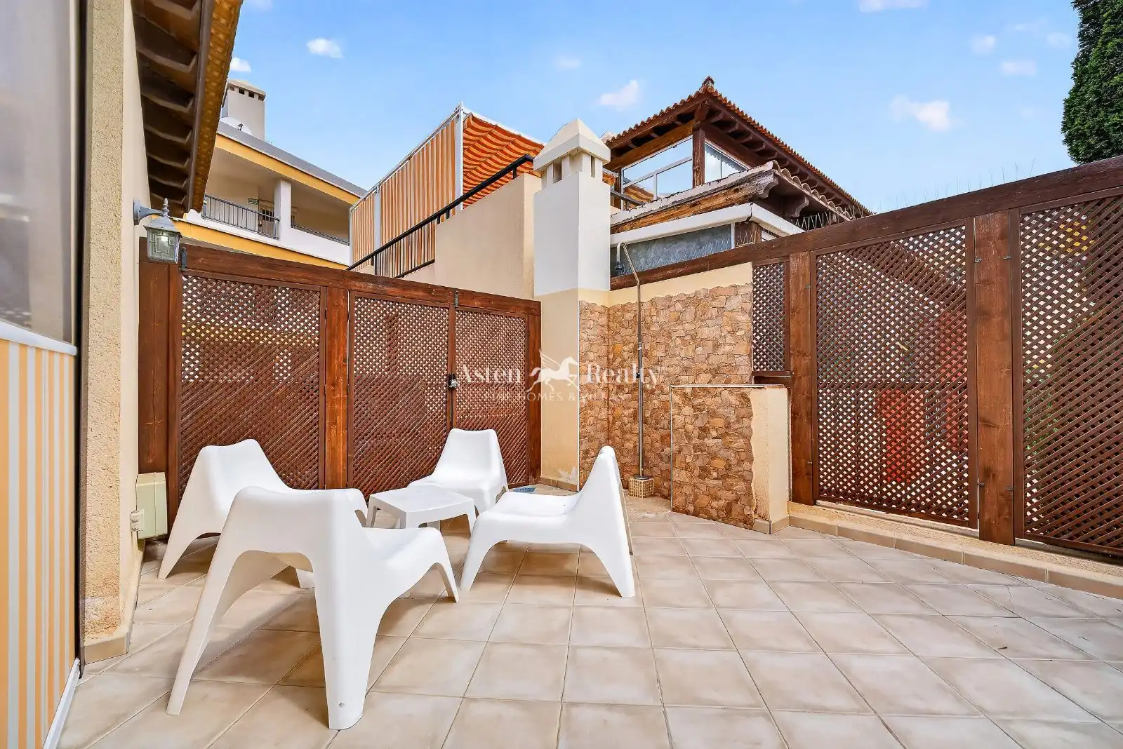 Casa de 325 m² en Arona