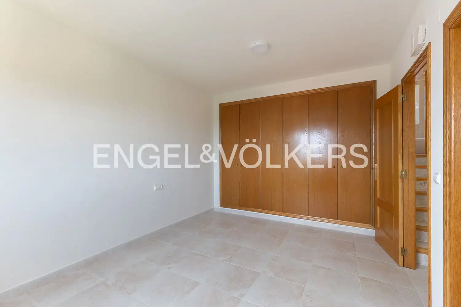 Casa de 250 m² a Riba-roja de Túria