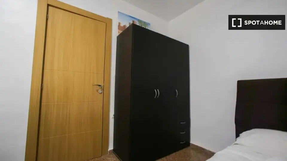 Habitación 100 m², Valencia
