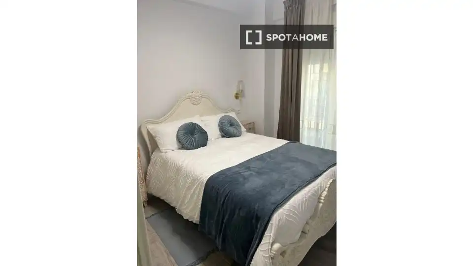 Habitación 64 m², Sevilla