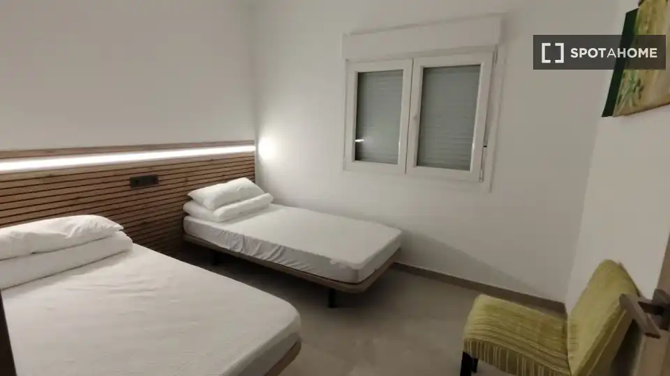 Habitación 138 m², Alicante