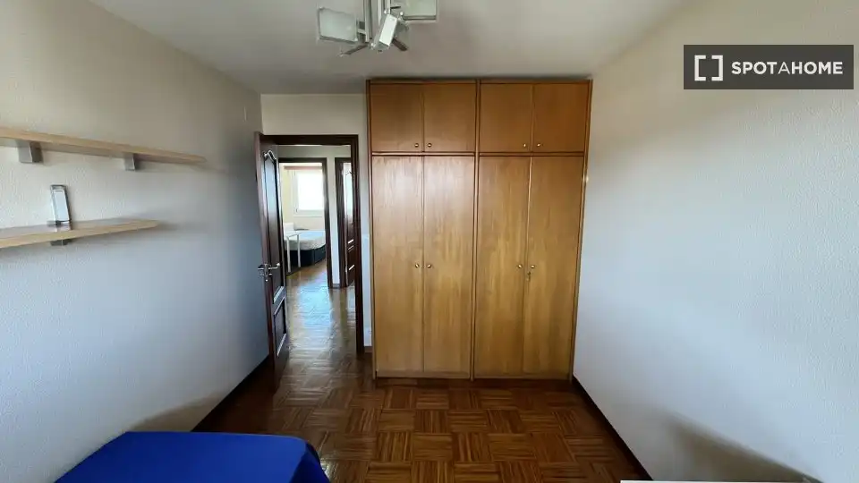 Habitación 138 m², Vigo