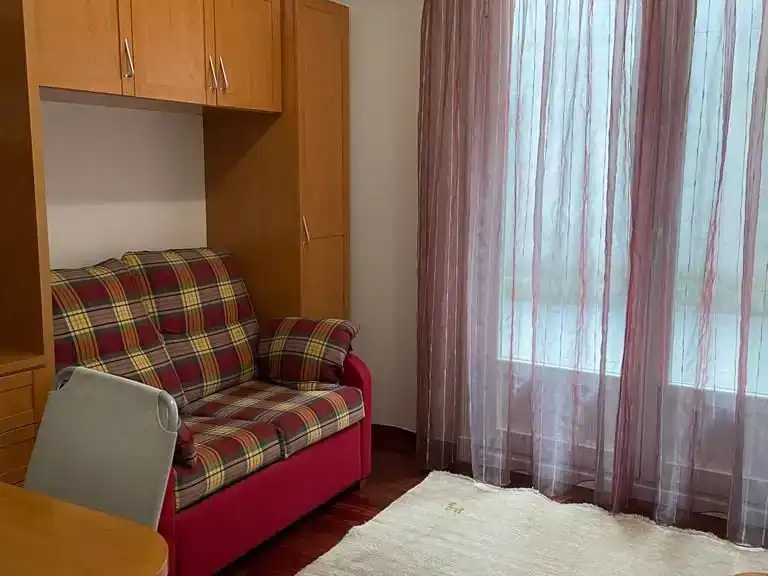 Piso de 85 m² en Ourense