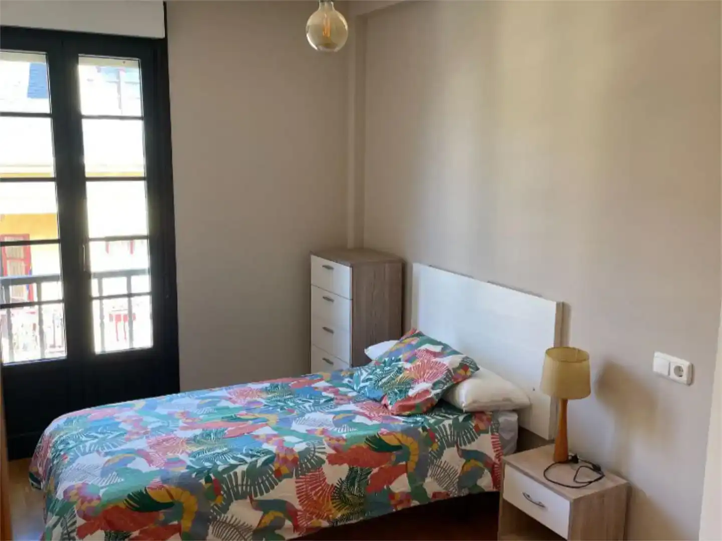 Piso de 79 m² en Castropol