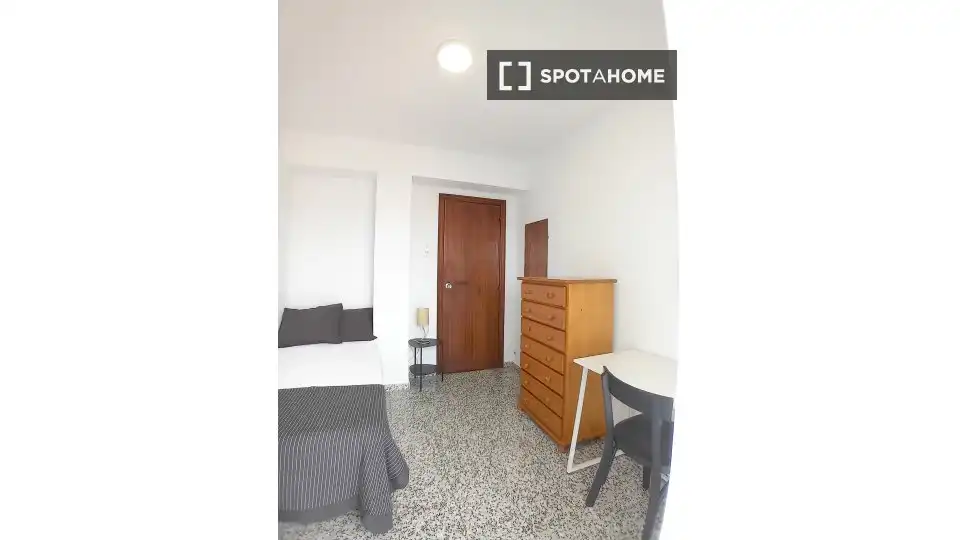 Habitación 161 m², Alicante