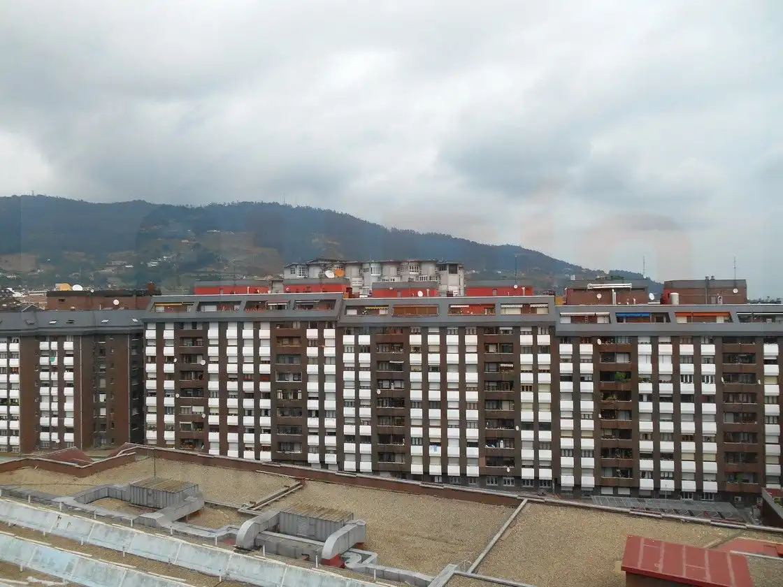Piso de 70 m² en Oviedo