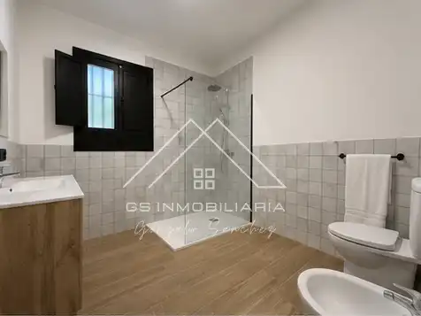 Piso de 678 m² en Lucena