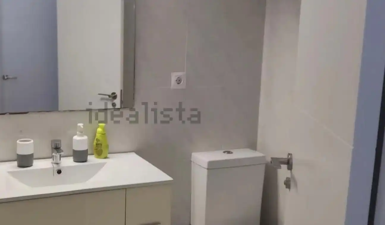 Piso de 90 m² en Almería