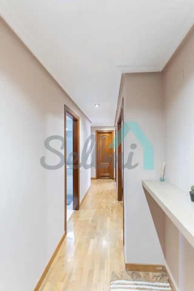 Piso de 66 m² en Oviedo