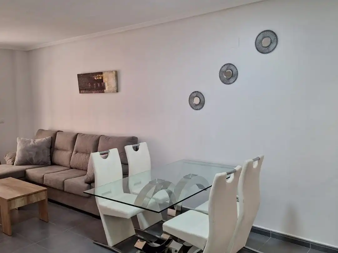 Piso de 100 m² en Almoradí