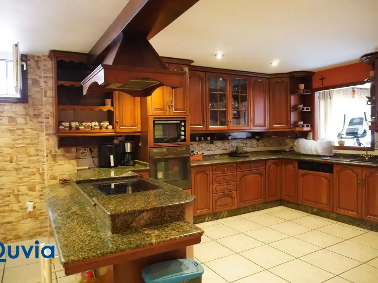 Habitación 250 m², Oleiros