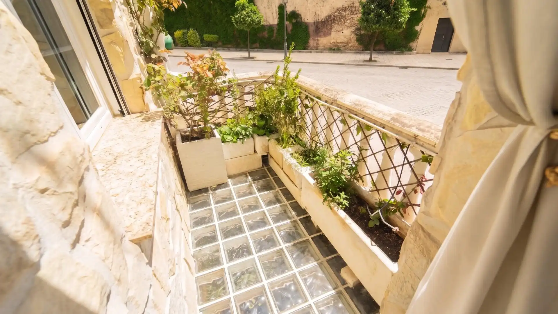 Piso de 350 m² en Huétor Vega