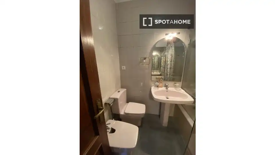 Habitación 98 m², Bilbao