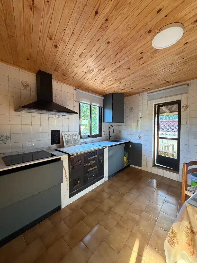 Piso de 585 m² en Baños de Molgas