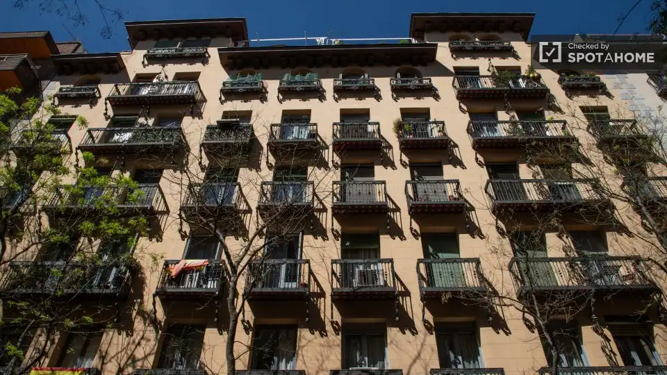 Habitació de lloguer, Madrid