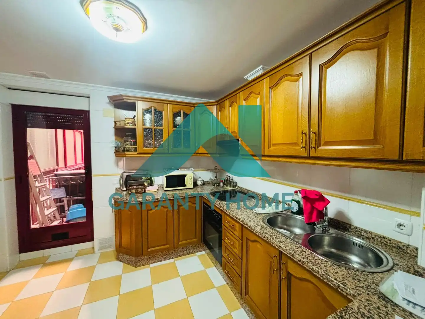 Piso de 85 m² en Cáceres