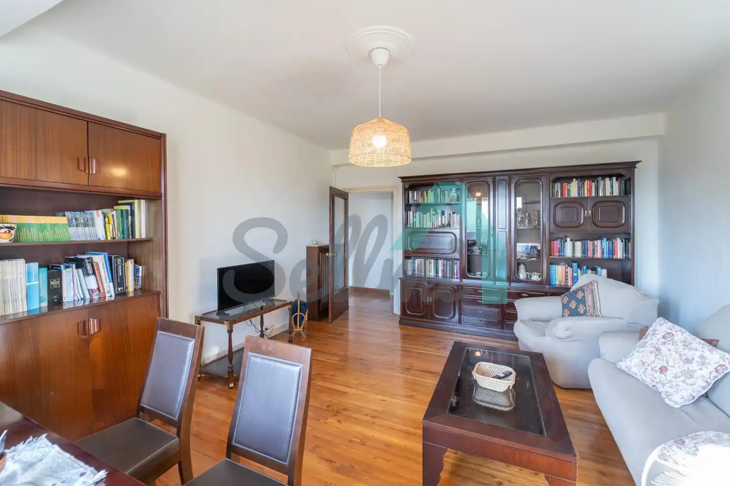 Piso de 212 m² en Oviedo