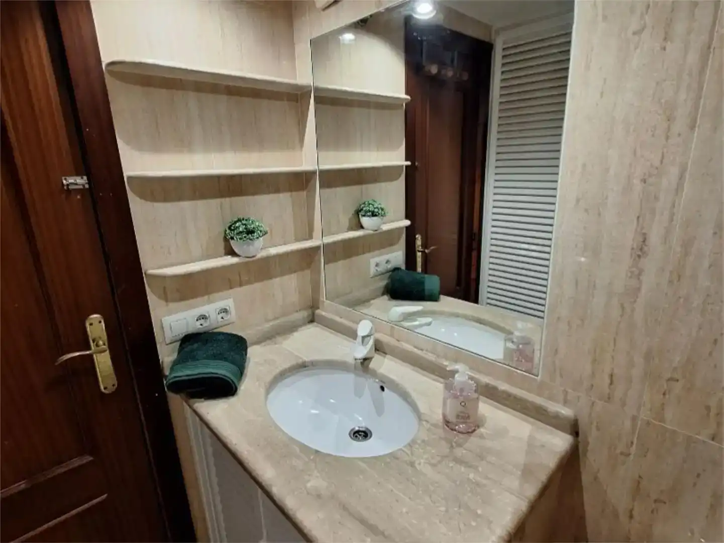 Habitación 150 m², Sevilla