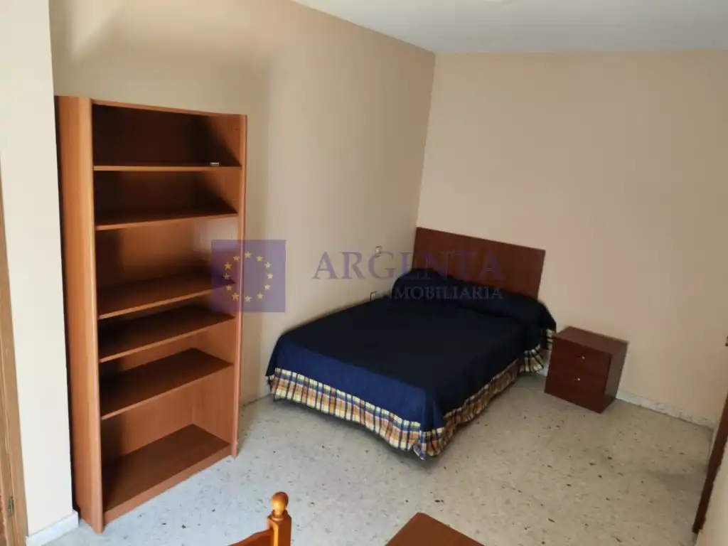 Piso de 120 m² en Cáceres