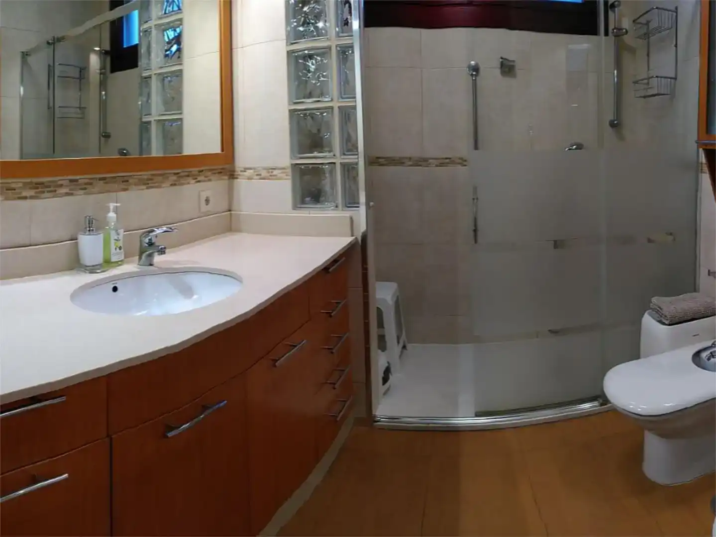 Piso de 90 m² en Vigo