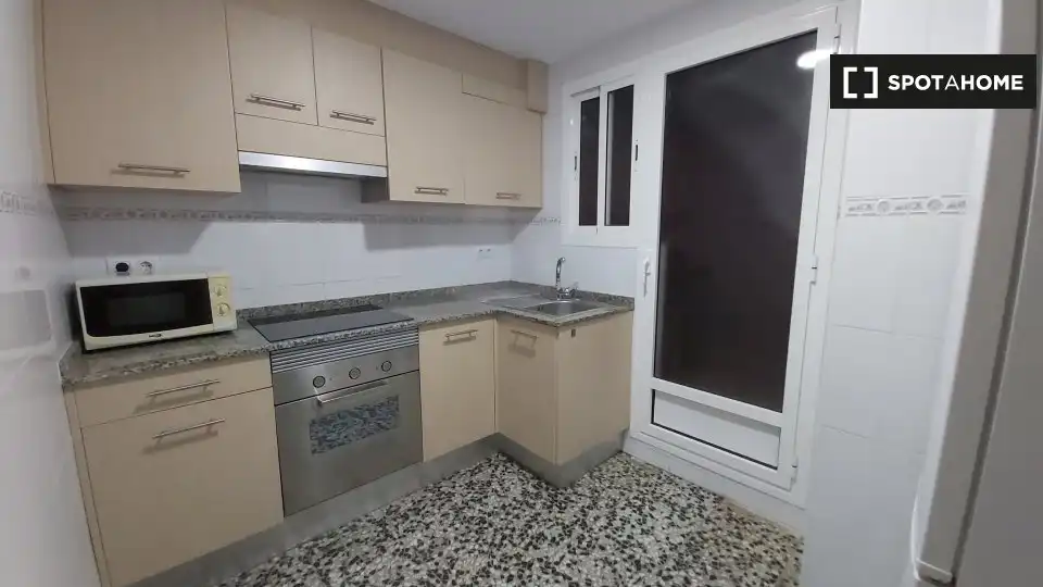Habitación 100 m², Valencia