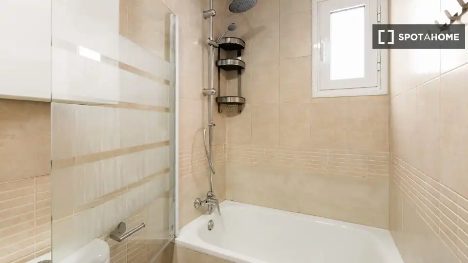 Habitación 87 m², Sabadell