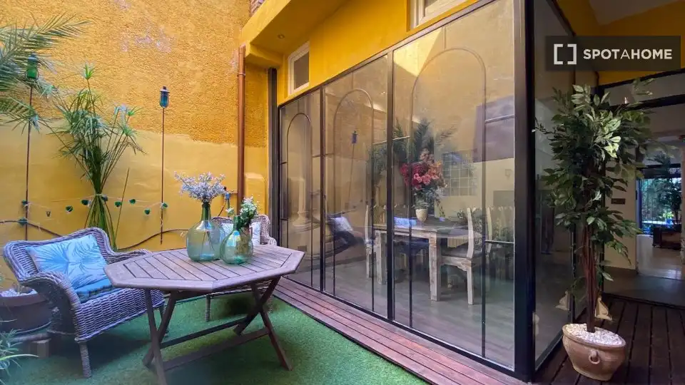 Habitación 220 m², Granada