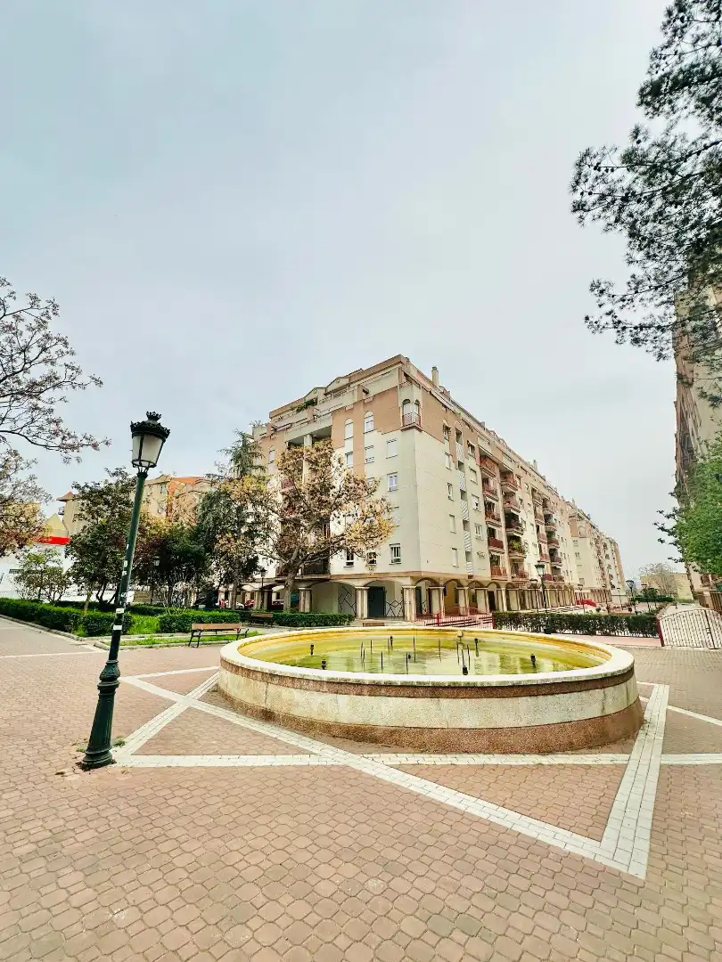 Piso de 85 m² en Granada
