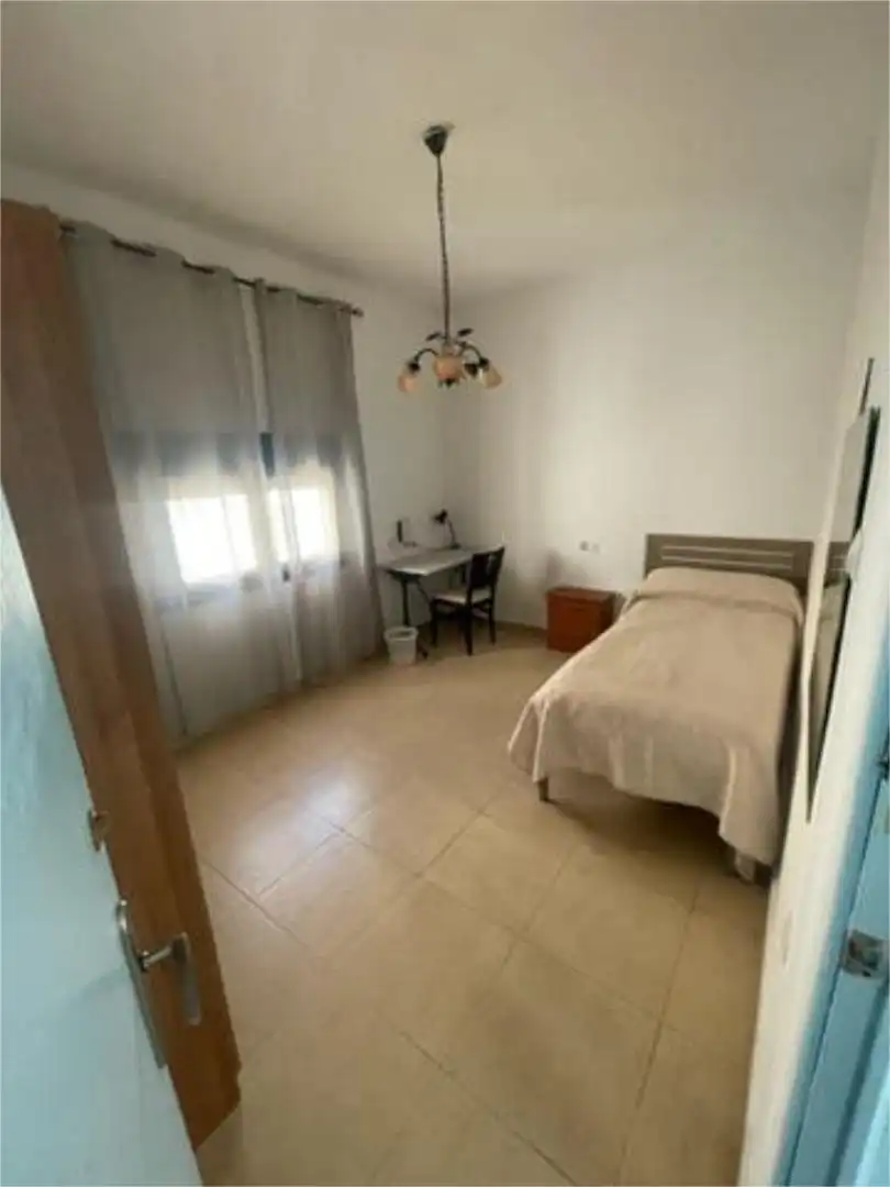 Habitación 90 m², Almería