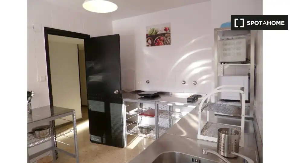 Habitación 160 m², Zaragoza
